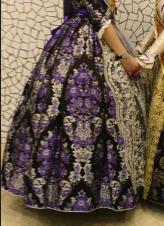 Traje de fallera talla 38-40 aprox