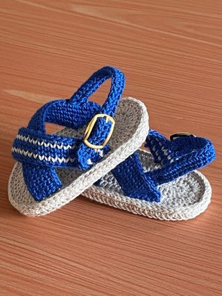 Sandalias a crochet para niños
