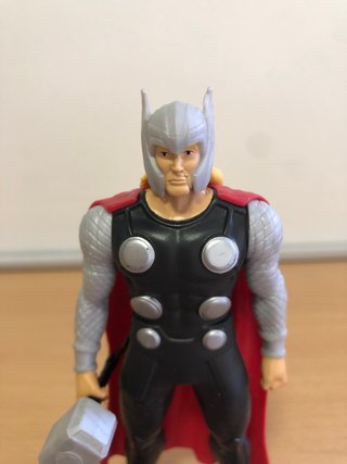 Figuras star wars y marvel