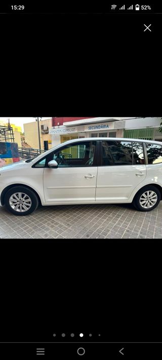 Volkswagen Touran 2015