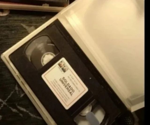 VHS Soldado Universal