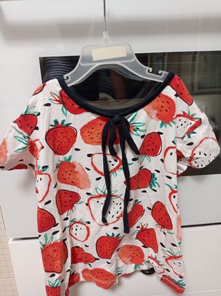 Graziosa maglietta da bimba