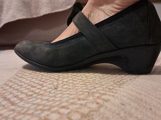 Zapatos comodos de mujer de "24 horas"