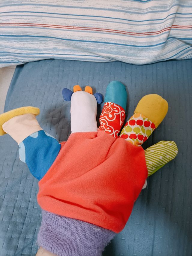 Guanto marionetta per neonati dai 3 mesi, chicco