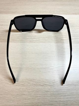 Gafas de sol negras (Nuevas)