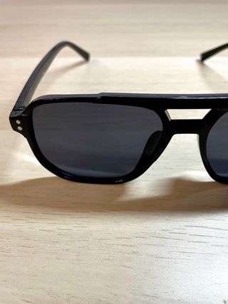 Gafas de sol negras (Nuevas)