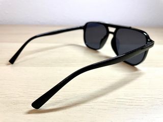 Gafas de sol negras (Nuevas)