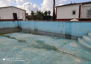 REPARACIONES DE PISCINAS DE OBRA O POLIESTER