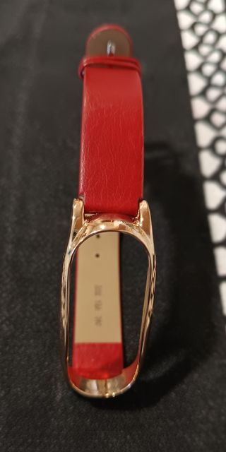 Ambas pulseras. De vestir. Miband3. Acero y "piel"
