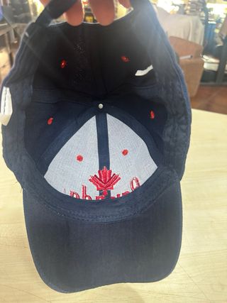 Gorra Canada