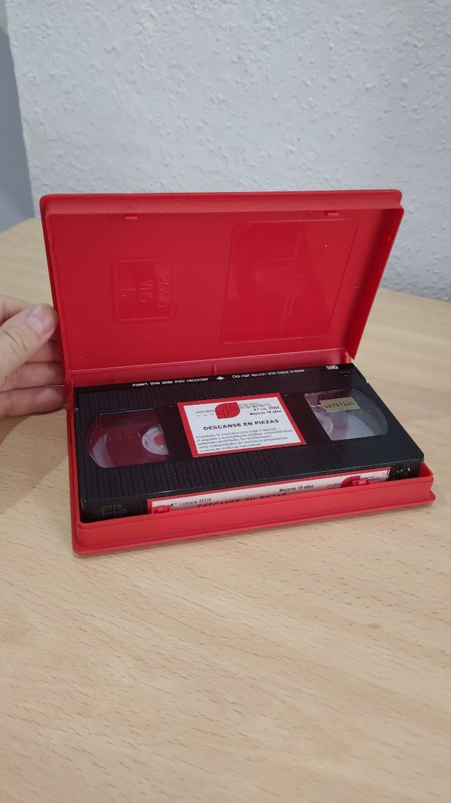 DESCANSE EN PIEZAS Cinta VHS Original