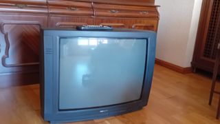 Televisor Philips antiguo 27 pulgadas
