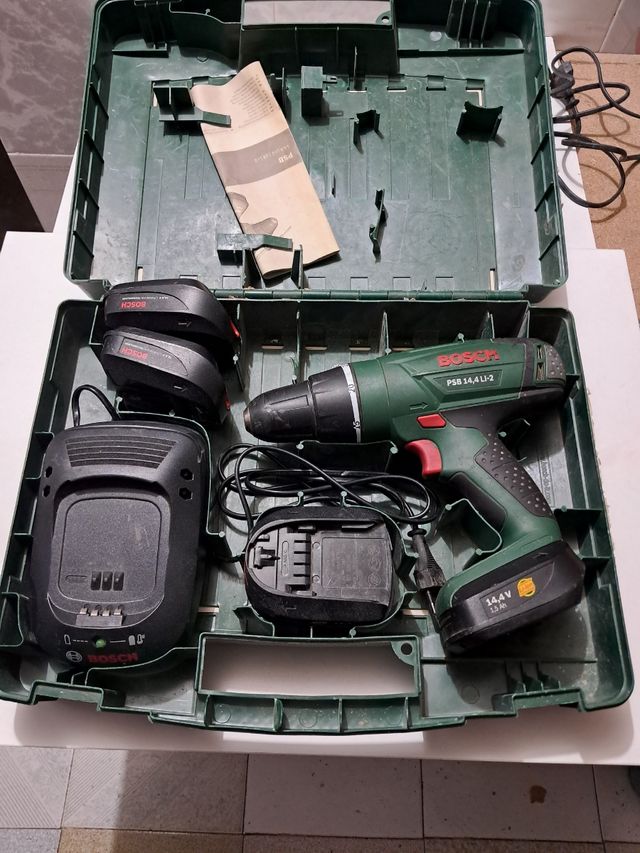 Atornillador, percutor 14'4 v