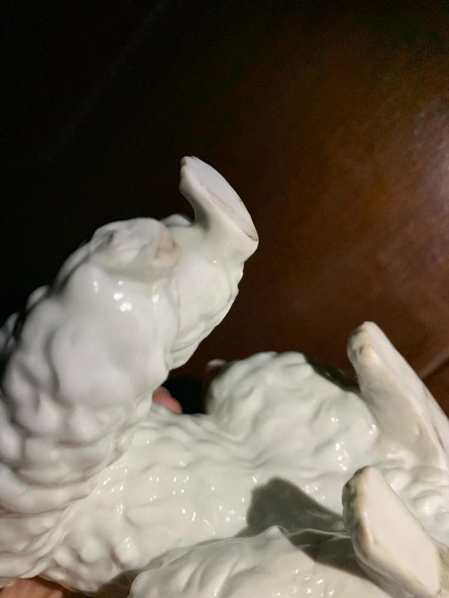 Figura caniche sentado lladro