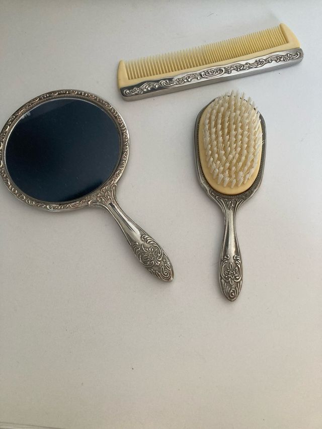 Juego de tocador antiguo de Plata