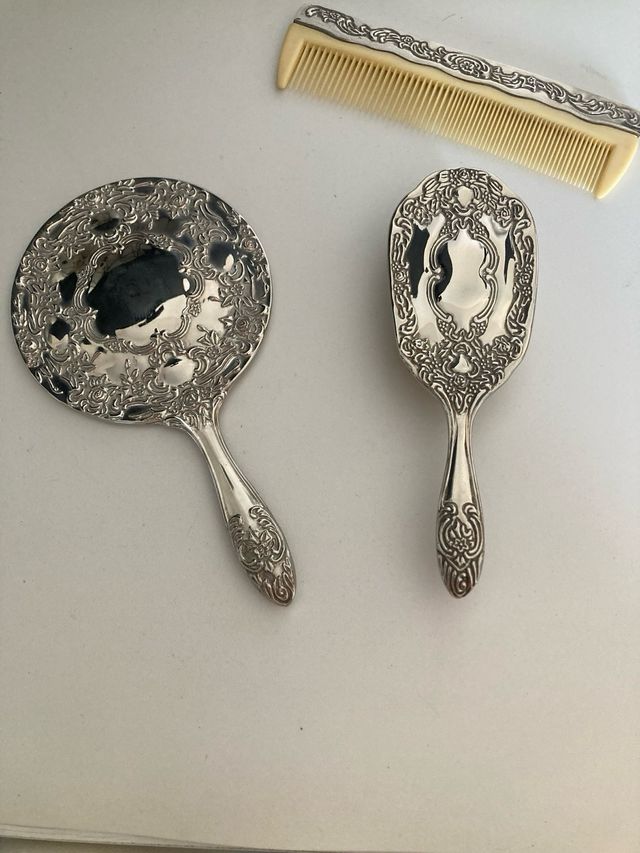 Juego de tocador antiguo de Plata