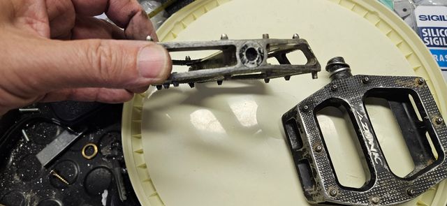 Pedali Mtb Azonic Flat