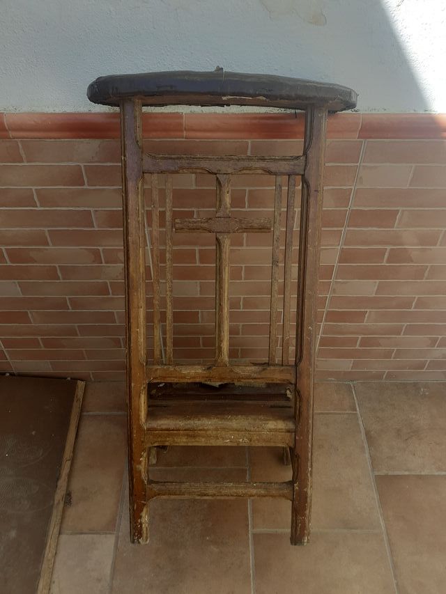 Bellissima poltrona reclinabile in legno, antica, pieghevole