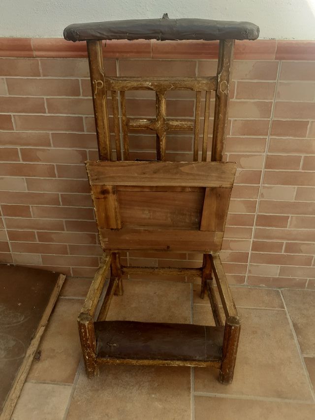 Bellissima poltrona reclinabile in legno, antica, pieghevole