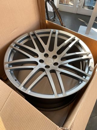 Llantas 23" Startech Range Rover Sport
