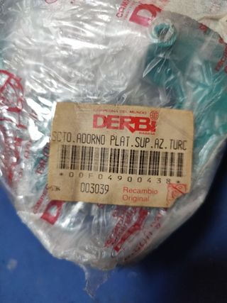 Derbi variant adorno superior