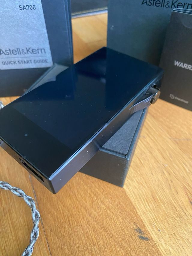 Astell & Kern SA700