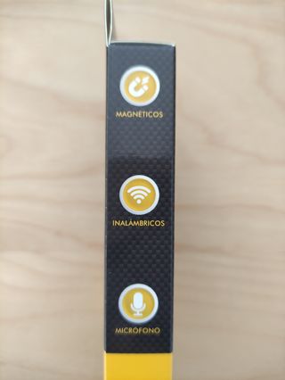 Auriculares Bluetooth nuevos a estrenar