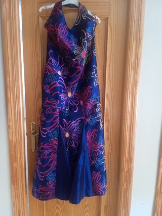 Vestido de fiesta con chaqueta