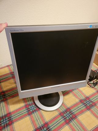 Ordenador DELL OPTIPLEX 755 con monitor 
