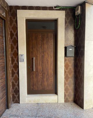 Puerta metálica y estructuras metalicas