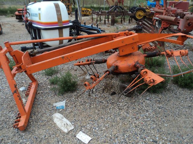 RASTRILLO PARA LEÑA MESALLES