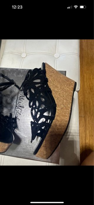 Zeppe fiori e brillantini