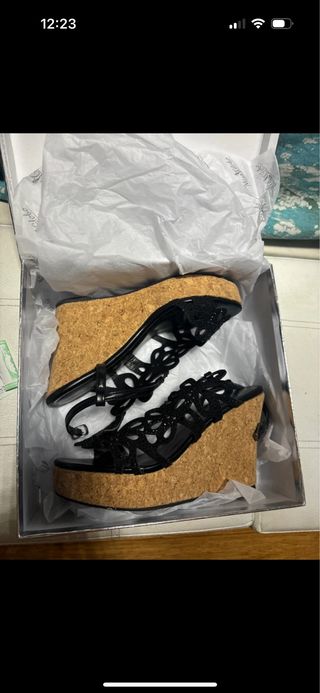 Zeppe fiori e brillantini