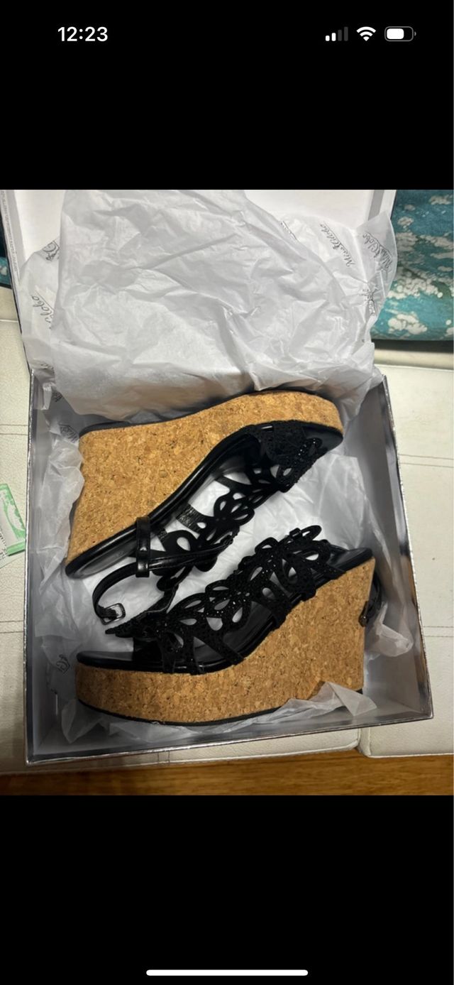 Zeppe fiori e brillantini