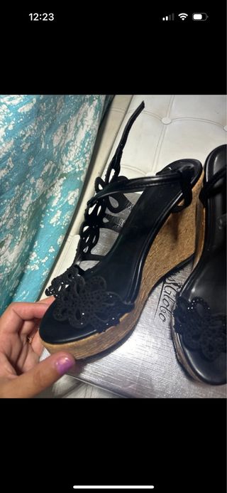 Zeppe fiori e brillantini