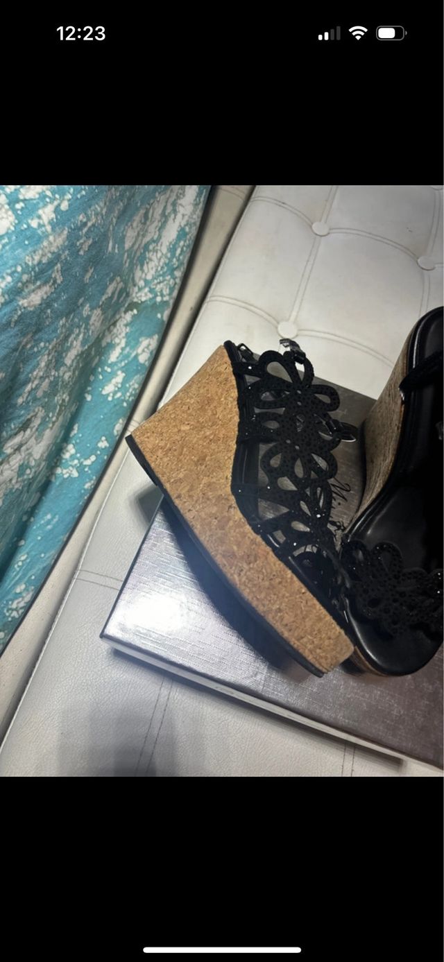 Zeppe fiori e brillantini