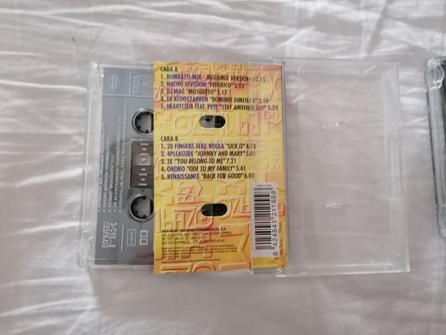 Cassette Bombazo Mix