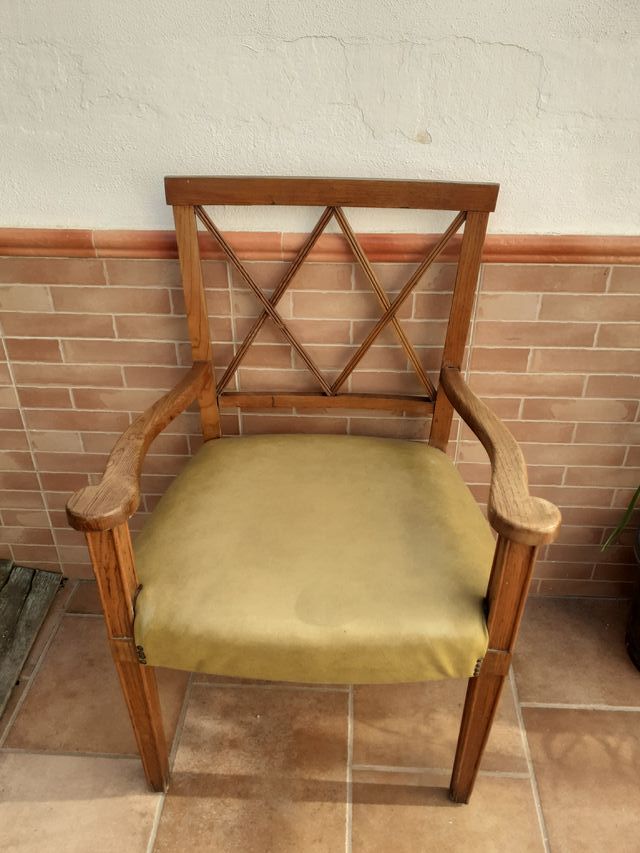 Bella poltrona in rovere, vecchia, molto bella