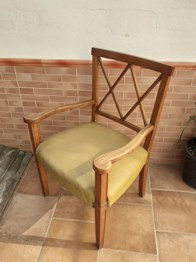 Bella poltrona in rovere, vecchia, molto bella