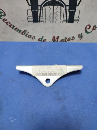 Vespino, soporte amortiguador