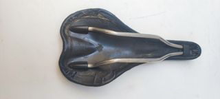 Sillín Italy clásico