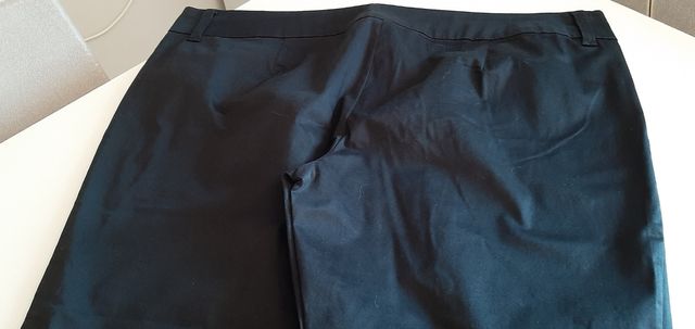 Pantalone nero modello Capri Benetton