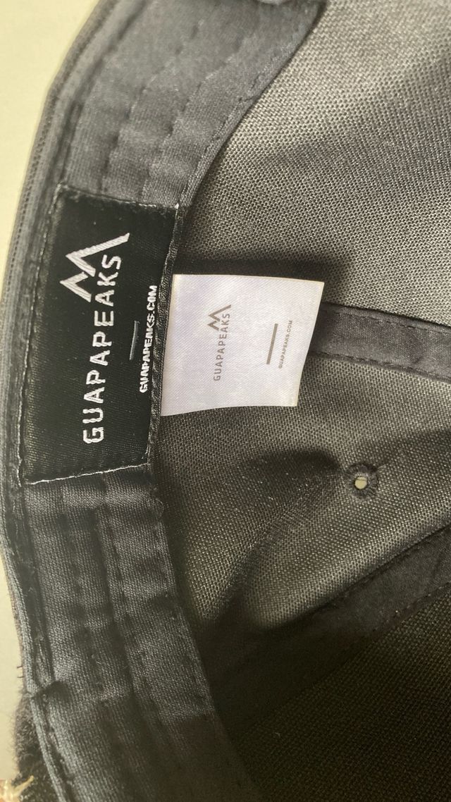 Gorra de visera intercambiable GuapaPeaks