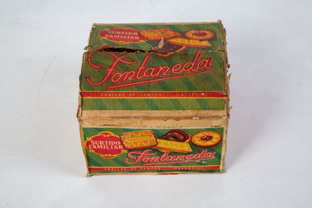 Caja de galletas de los años 60