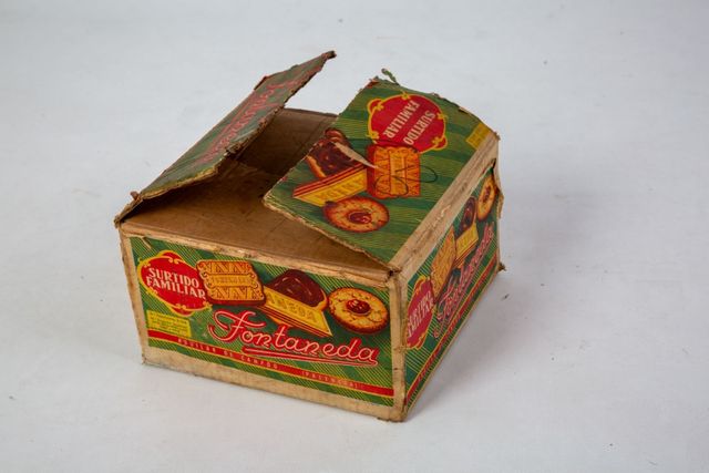Caja de galletas de los años 60