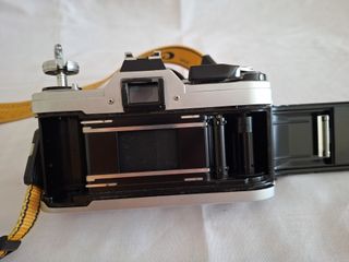 Camara reflex Canon AT1