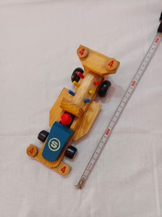 Coches de madera
