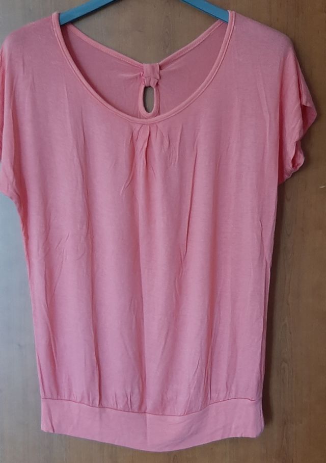 Maglietta blusa color corallo