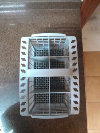 Cestillo cubiertos lavavajillas 