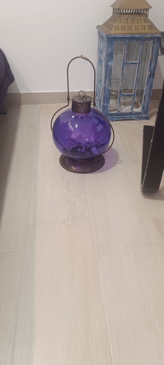 Sofá cama y varios regalos